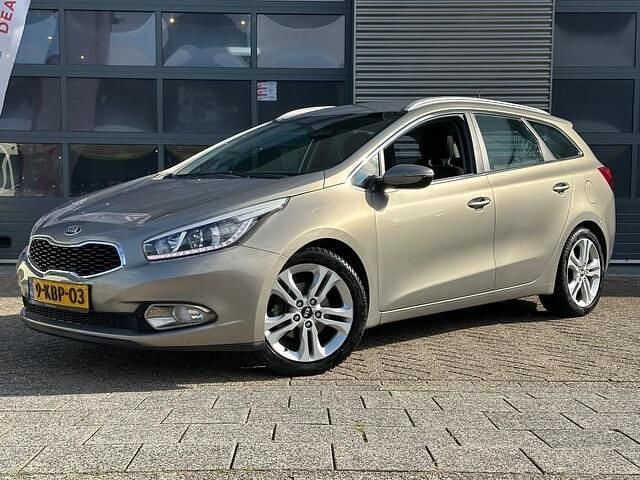 Grijs Gebruikt 2013 Kia Ceed Sportswagon Plus Stationwagen | € 11.850 (Iets duurder) - Afbeelding 1/4