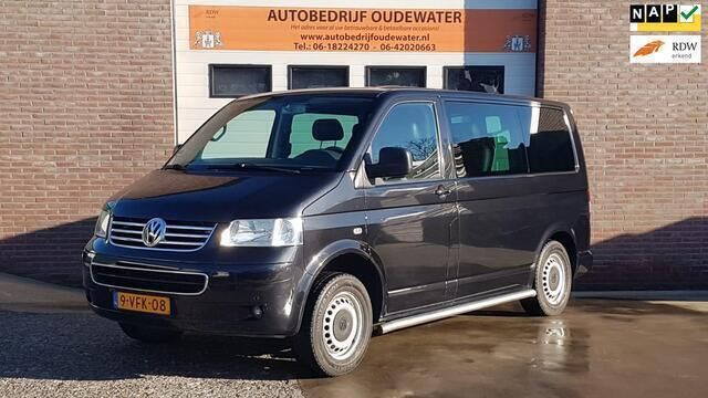 Zwart Gebruikt 2009 VW T5 Trendline Van | € 8.995 (Eerlijke prijs) - Afbeelding 1/4