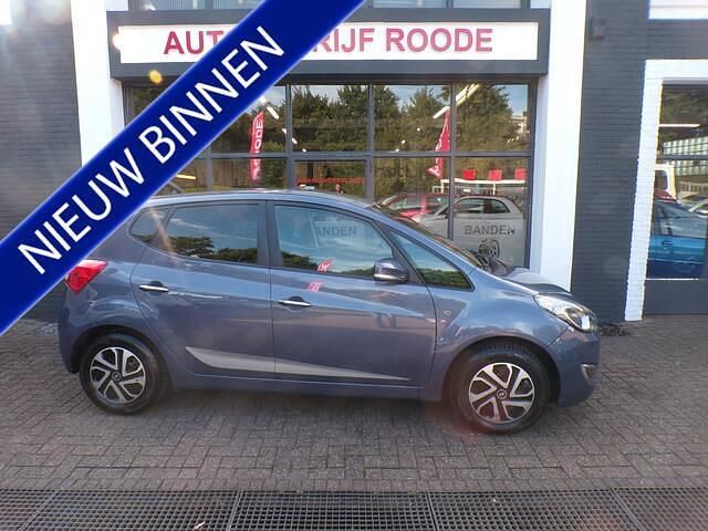 Grijs, metallic lak Gebruikt 2012 Hyundai ix20 MPV | € 8.750 (Eerlijke prijs) - Afbeelding 1/4