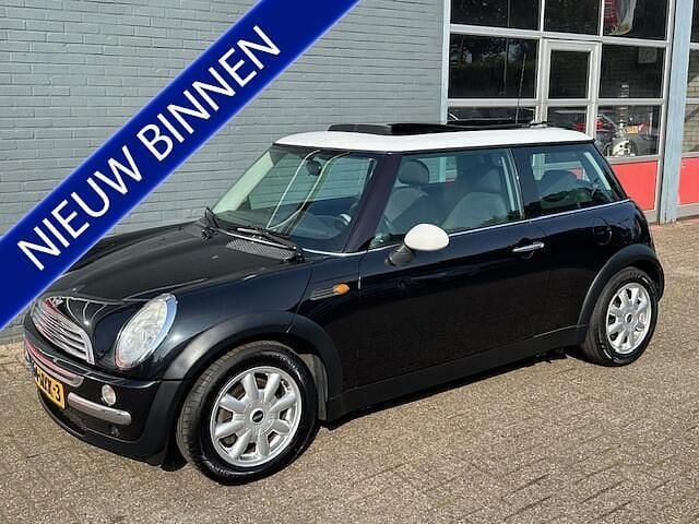 Zwart Gebruikt 2002 Mini Cooper Pepper Hatchback | € 1.950 (Eerlijke prijs) - Afbeelding 1/4
