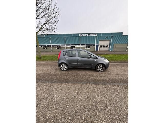 Occasion Mitsubishi Colt 95 PK (69 kW) 2008 Grijs (metallic) Hatchback