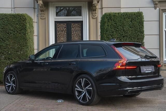 Occasion Volvo V90 Ultimate 456 PK (335 kW) 2022 Zwart Stationwagen
