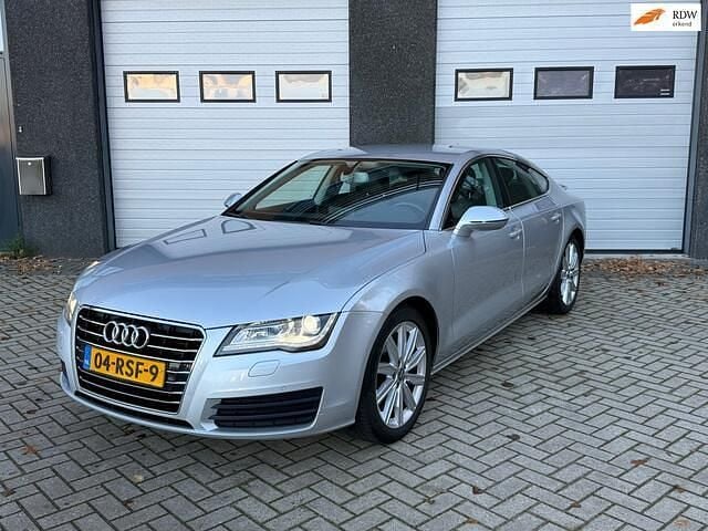 Grijs Gebruikt 2011 Audi A7 Sportback Proline Hatchback | € 14.999 (Eerlijke prijs) - Afbeelding 1/4