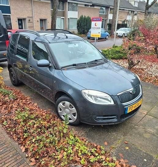 Gebruikt 2007 Skoda Roomster MPV | € 2.495 (Eerlijke prijs) - Afbeelding 1/4