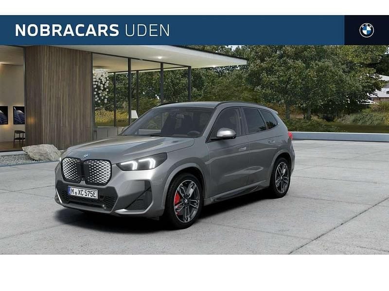 Zilver Nieuw 2025 BMW iX1 Comfort Edition SUV | € 59.269 (Goede deal) - Afbeelding 1/4