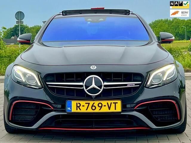 Zwart Gebruikt 2017 Mercedes E63 AMG AMG Sedan | € 73.950 (Duur) - Afbeelding 1/4
