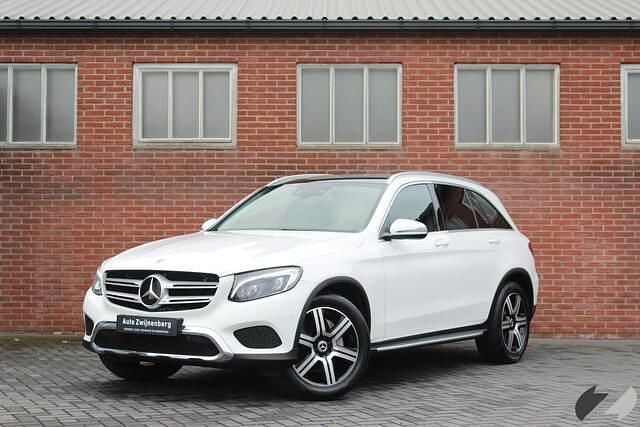 Wit (metallic) Gebruikt 2017 Mercedes GLC250 SUV | € 29.450 (Goede deal) - Afbeelding 1/4