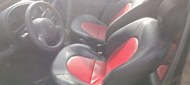 Occasion Ford SportKa 2004 Zwart Hatchback
