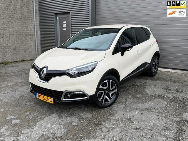 Beige Gebruikt 2016 Renault Captur Dynamique SUV | € 8.249 (Goede deal) - Afbeelding 1/4