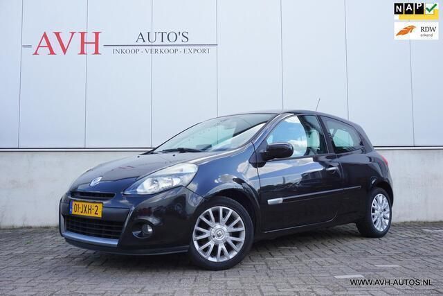 Zwart Gebruikt 2009 Renault Clio II Dynamique Hatchback | € 2.950 (Duur) - Afbeelding 1/4