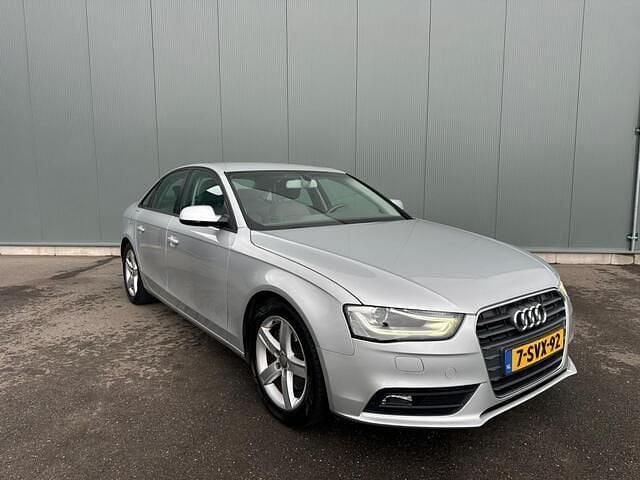 Occasion Audi A4 170 PK (125 kW) 2013 Grijs (metallic) Sedan