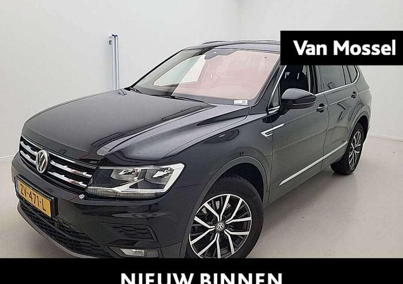 Zwart Gebruikt 2019 VW Tiguan Allspace Comfortline SUV | € 24.900 (Super prijs) - Afbeelding 1/1