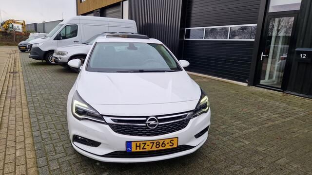 Occasion Opel Astra Edition 105 PK (77 kW) 2016 Wit Hatchback