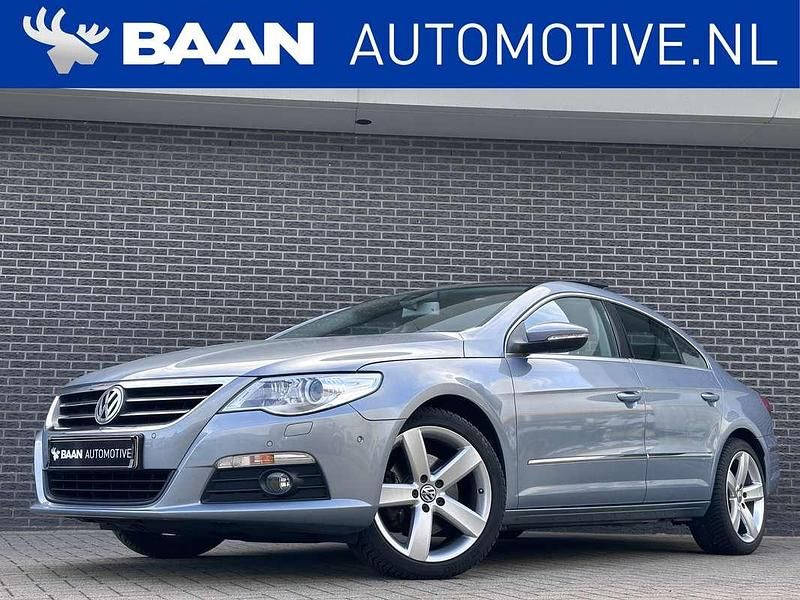 Grijs Gebruikt 2009 VW CC Sedan | € 8.900 (Iets duurder) - Afbeelding 1/4