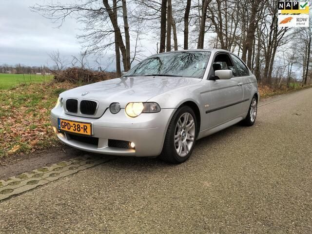 Grijs Gebruikt 2003 BMW 316 Compact Executive Hatchback | € 4.750 (Duur) - Afbeelding 1/4