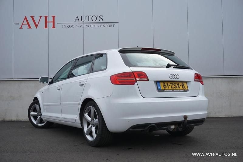 Occasion Audi A3 Sportback S-Line 105 PK (77 kW) 2013 Hatchback Hatchback