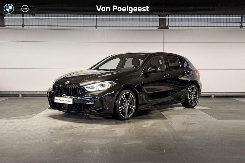 Occasion BMW 118 M Sport 136 PK (100 kW) 2022 Zwart (metallic) Hatchback