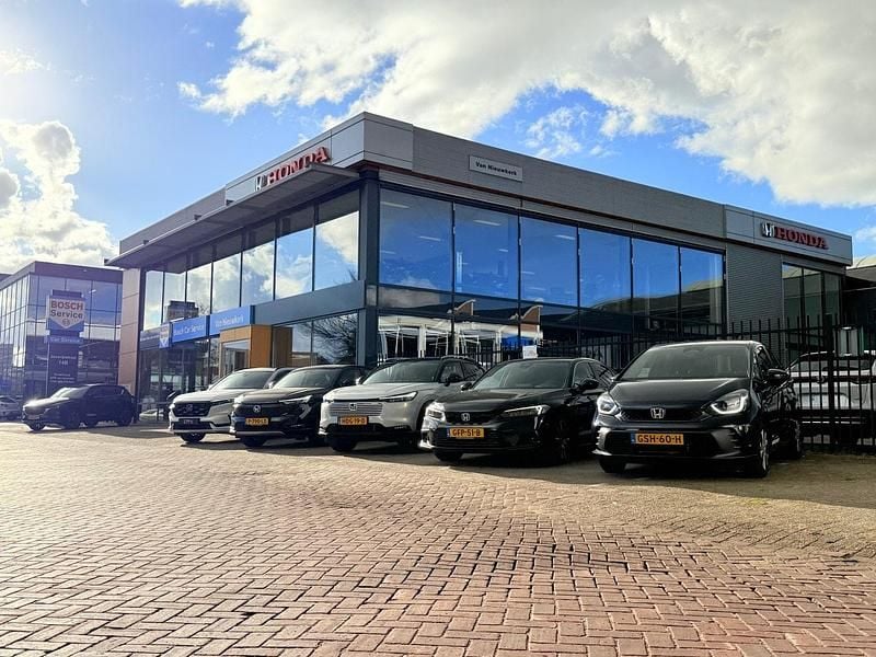 Occasion Mitsubishi Outlander Intense+ 240 PK (176 kW) 2021 Zwart SUV