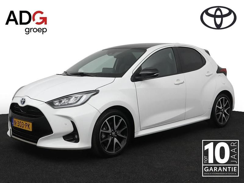 Occasion Toyota Yaris Hybrid Executive 116 PK (85 kW) 2021 Wit Hatchback