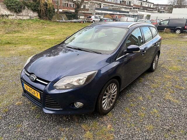 Blauw Gebruikt 2011 Ford Focus Stationwagen | € 3.450 (Goede deal) - Afbeelding 1/4