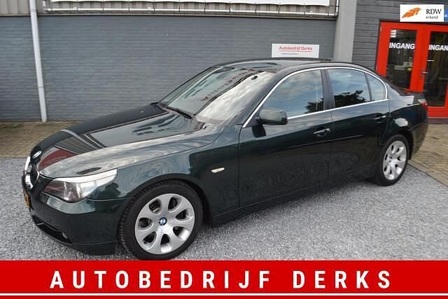 Groen Gebruikt 2004 BMW 545 Executive Sedan | € 7.950 (Eerlijke prijs) - Afbeelding 1/4