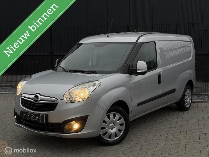 Zilver Gebruikt 2016 Opel Combo Sport | € 5.784 - Afbeelding 1/4