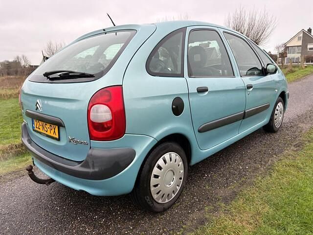 Occasion Citroën Xsara Picasso 116 PK (85 kW) 2004 Blauw (metallic) MPV
