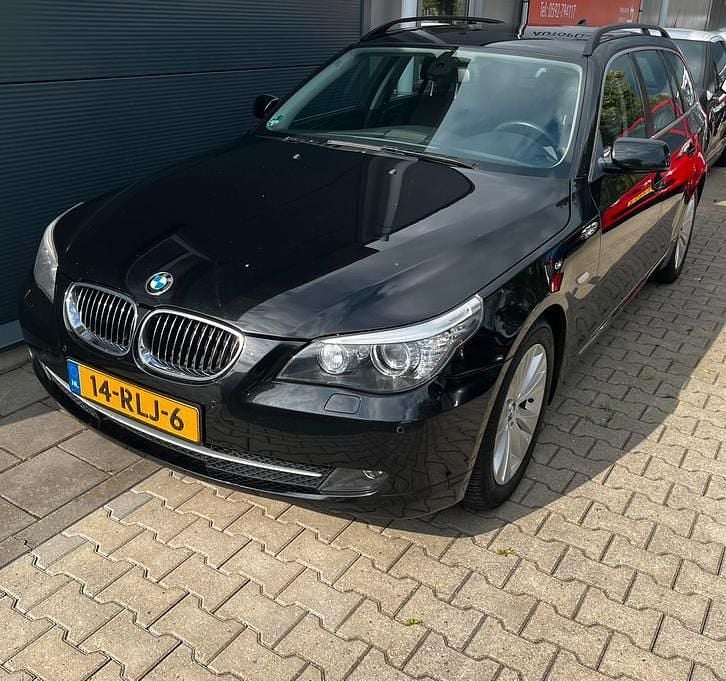 Occasion 2008 BMW 530 Stationwagen | € 4.499 (Goede deal) - Afbeelding 1/4