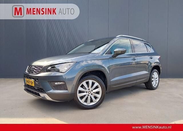 Grijs Gebruikt 2020 Seat Ateca Style SUV | € 19.400 (Goede deal) - Afbeelding 1/4