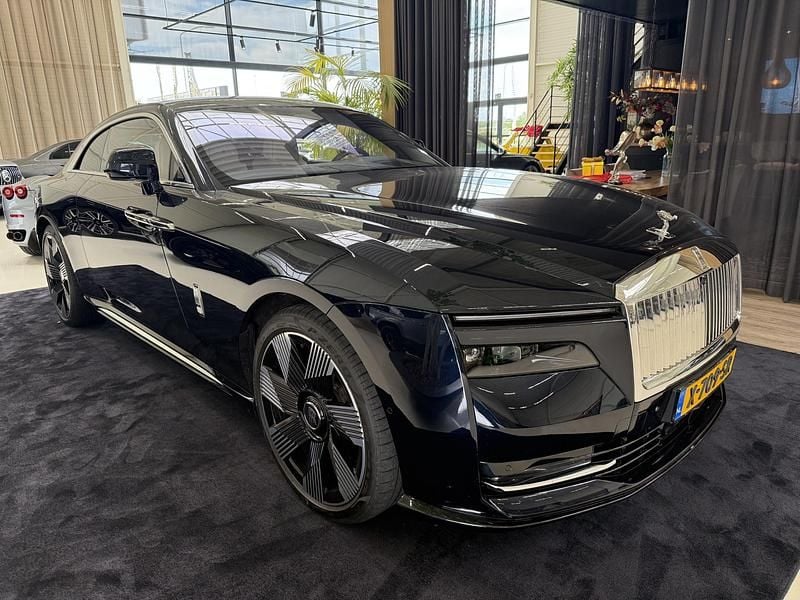 Blauw Gebruikt 2024 Rolls Royce Spectre Sedan | € 479.950 - Afbeelding 1/4