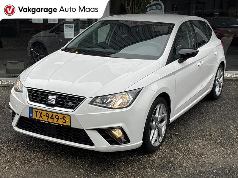 Wit Gebruikt 2018 Seat Ibiza Business Hatchback | € 13.939 (Eerlijke prijs) - Afbeelding 1/4