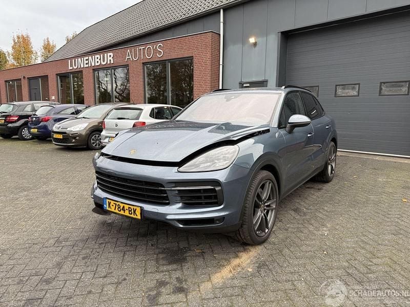 Blauw Gebruikt 2019 Porsche Cayenne SUV | € 36.450 - Afbeelding 1/4