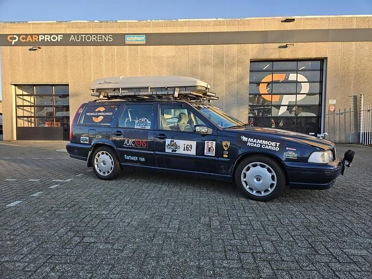 Blauw Occasion 1997 Volvo V70 Stationwagen | € 2.950 (Duur) - Afbeelding 1/4