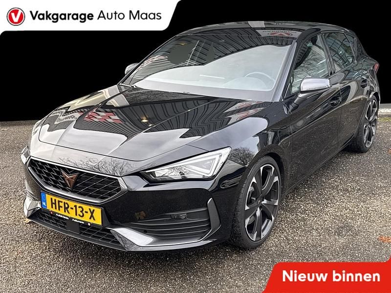 Zwart Gebruikt 2022 Cupra Leon Hatchback | € 24.749 (Goede deal) - Afbeelding 1/4