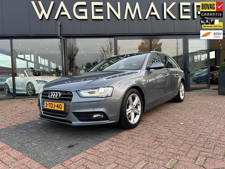 Grijs (metallic) Gebruikt 2014 Audi A4 Business Stationwagen | € 8.750 (Super prijs) - Afbeelding 1/4