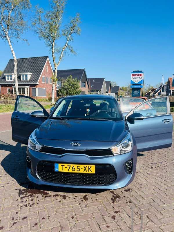 Gebruikt 2020 Kia Rio 2 Sedan | € 8.999 (Goede deal) - Afbeelding 1/4