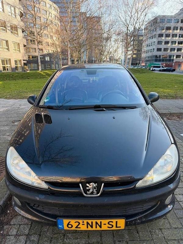 Occasion Peugeot 206 88 PK (64 kW) 2004