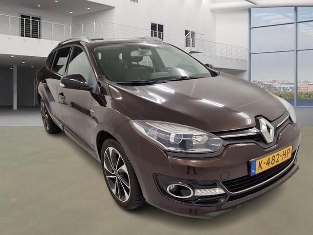 Occasion Renault Mégane GrandTour Collection 132 PK (97 kW) 2014 Bruin Stationwagen