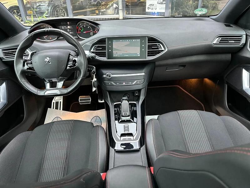 Occasion Peugeot 308 GT-line 131 PK (96 kW) 2019 Grijs Sedan