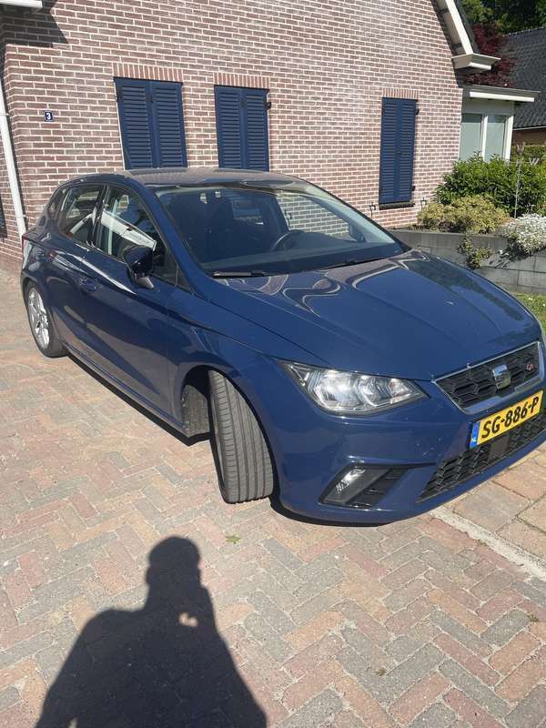 Blauw Gebruikt 2018 Seat Ibiza FR Hatchback | € 9.250 (Eerlijke prijs) - Afbeelding 1/4