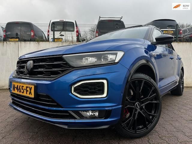 Blauw Gebruikt 2019 VW T-Roc Business SUV | € 27.777 (Eerlijke prijs) - Afbeelding 1/4