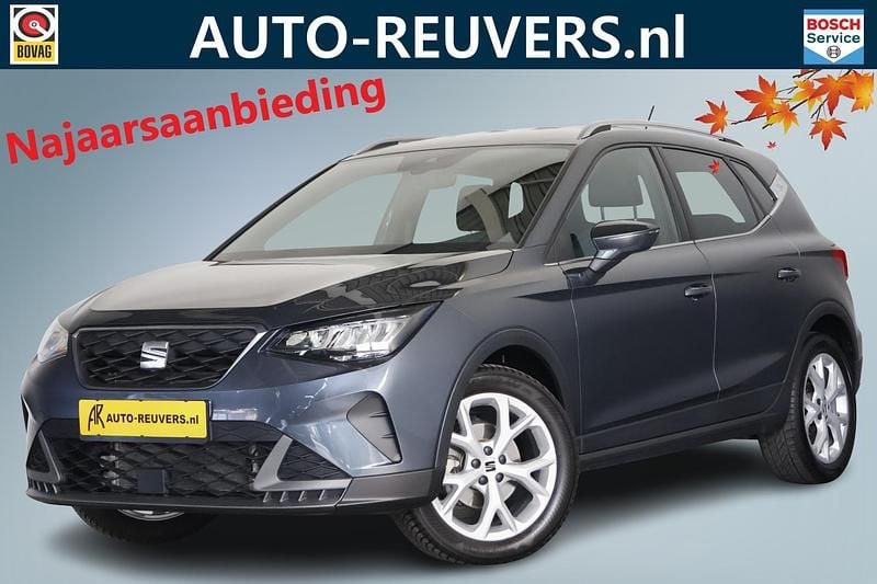Grijs, metallic lak Gebruikt 2023 Seat Arona FR SUV | € 19.700 (Eerlijke prijs) - Afbeelding 1/4