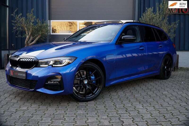Blauw Gebruikt 2021 BMW 330e Comfort Edition Stationwagen | € 38.995 (Eerlijke prijs) - Afbeelding 1/4