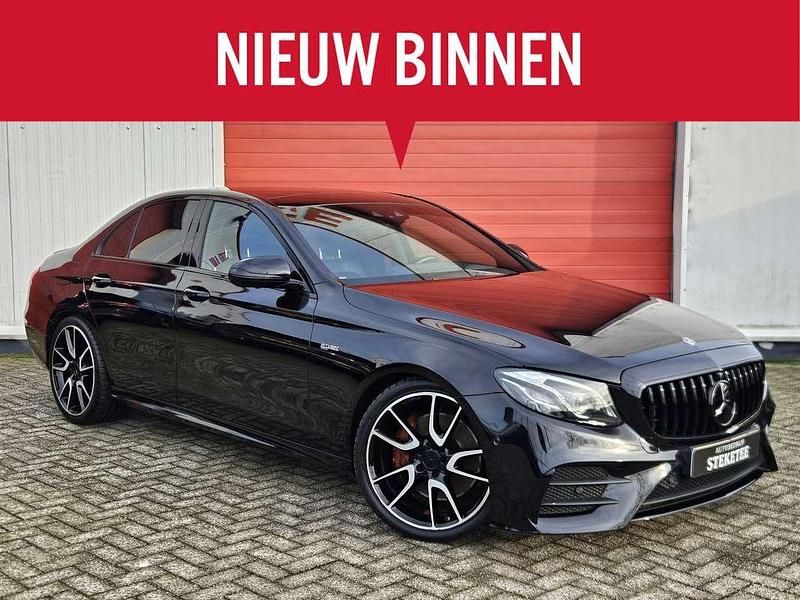 Zwart Occasion 2017 Mercedes E43 AMG AMG Sedan | € 39.950 (Goede deal) - Afbeelding 1/4