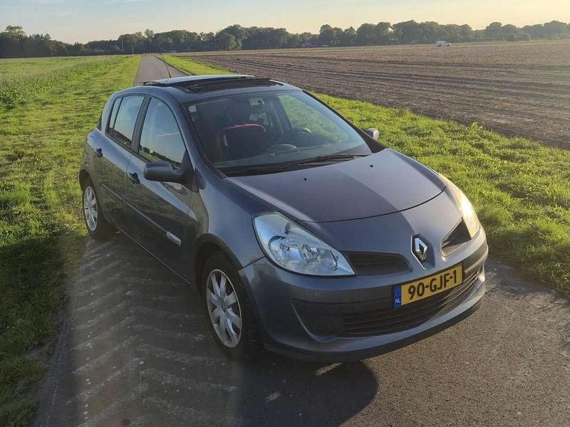 Blauw Gebruikt 2008 Renault Clio II Rip Curl Hatchback | € 2.500 (Eerlijke prijs) - Afbeelding 1/4
