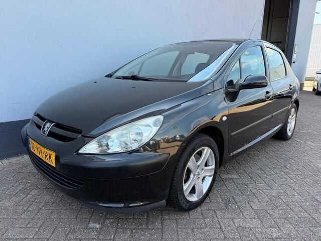 Zwart Gebruikt 2004 Peugeot 307 Hatchback | € 1.950 (Eerlijke prijs) - Afbeelding 1/4