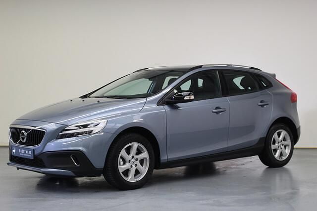 Blauw Gebruikt 2017 Volvo V40 Hatchback | € 15.950 (Eerlijke prijs) - Afbeelding 1/4