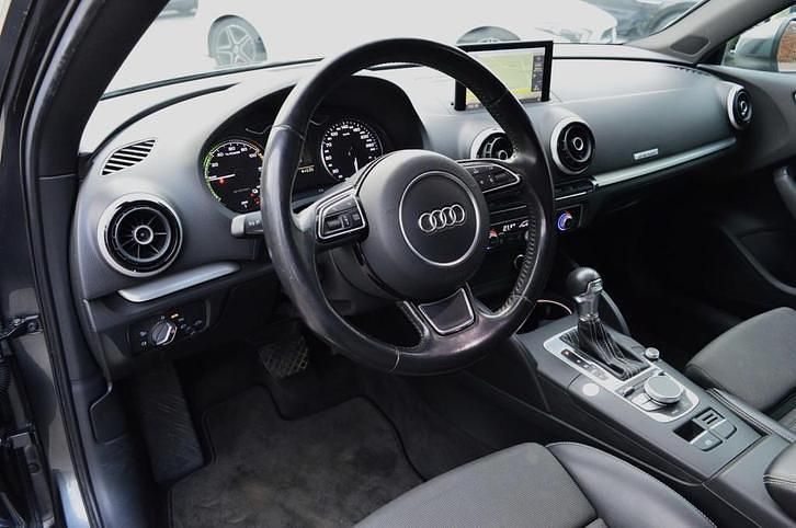 Occasion Audi e-tron Ambition 150 PK (110 kW) 2015 SUV