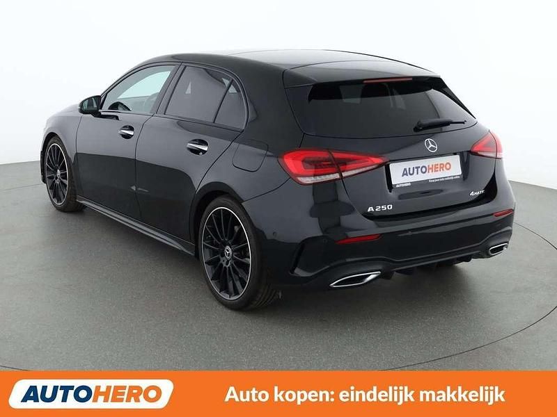 Occasion Mercedes A250 AMG line 224 PK (164 kW) 2019 Zwart Hatchback
