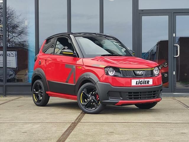 Rood Occasion 2024 Ligier Myli Hatchback | € 17.000 - Afbeelding 1/4